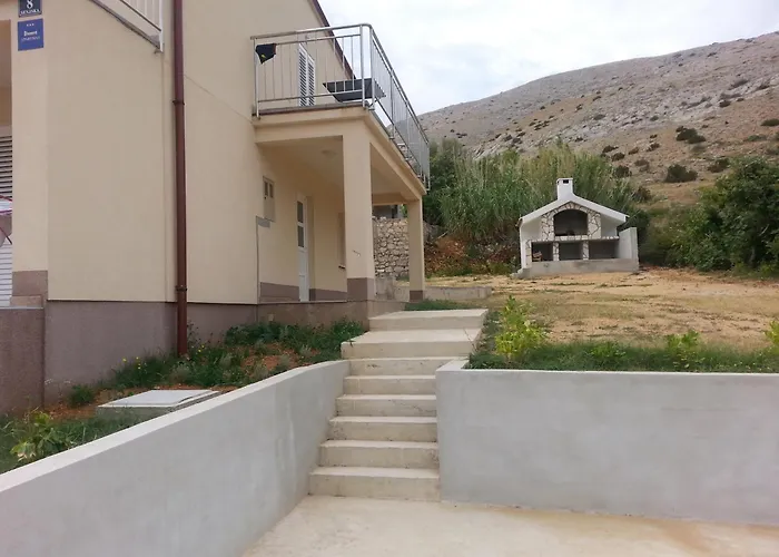 Apartment Pag *